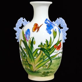 An Exquisite Enamel Flower and Butterfly Pattern Double-Ears Vase,With Poem