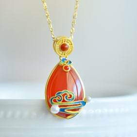 An Exquisite Sterling Silver-Gold Plated Inlaid Agate Enamel Pendant