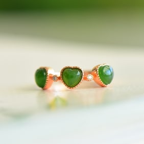 An Exquisite Sterling Silver-Gold Plated Inlaid Jasper Ring