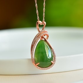 An Exquisite Sterling Silver-Gold Plated Inlaid Jasper Pendant,Inlaid Diamond