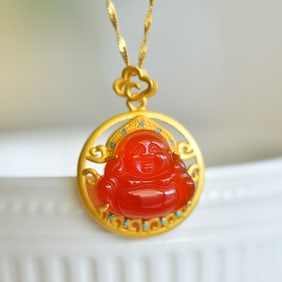 An Exquisite Sterling Silver-Gold Plated Inlaid Agate Pendant