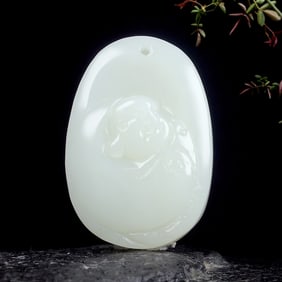 An Exquisite White Jade Statue of Maitreya Buddha Pendant