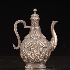An Exquisite Silver-plated Copper Frog Pattern Ewer