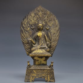 A Huge Statue of Sakyamuni