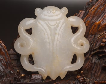 An Exquisite White Jade Cicada Pendant