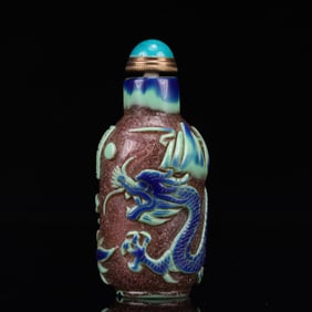 An Exquisite Glass Auspicious Cloud and Dragon Pattern Snuff Bottle