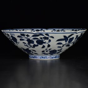 An Exquisite Blue and White Flower and Fruit Pattern Bowl