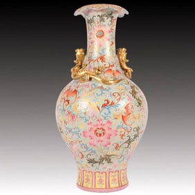 An Exquisite Enamel Painted Gold Flower and Dragon Pattern Vase