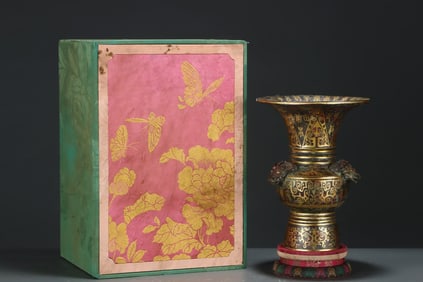 An Exquisite Bronze Inlaid Gold Beast-Face Pattern Sheep-Ears Vase,With Inscription