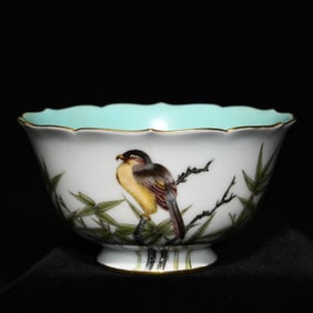 An Exquisite Enamel Painted Gold Bamboo and Bird Pattern Cup,With Poem