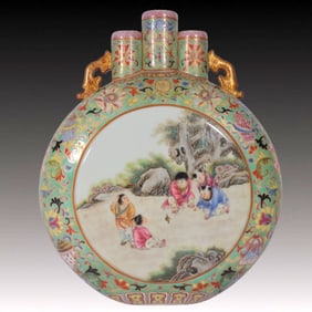 An Exquisite Enamel Green Ground Figure Pattern Double-Ears Vase