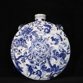A Huge Blue and White Character and Story Pattern Pot