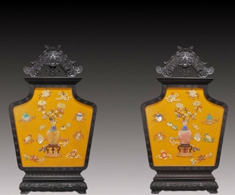 A Exquisite A pair of Zitanwood Inlaid Gems Eight Treasures Pattern Flower Pattern Beast-Face
