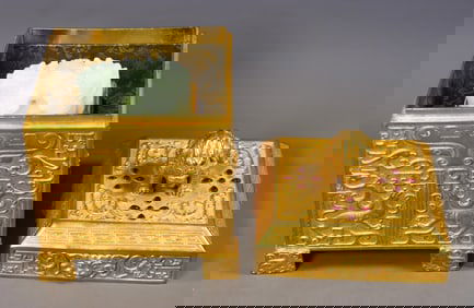 An Exquisite Gilt Bronze Inlaid White Jade Dragon Pattern Seal,Inlaid Gems,with Gilt Bronze