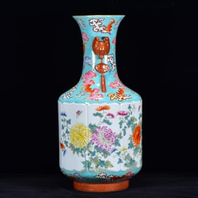 A Rare Famille-Rose Painted Gold Auspicious Cloud,Flower and Butterfly Pattern Double-Ears Vase