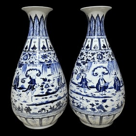 A Pair of Huge Blue and White Character and Story Pattern Vases