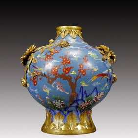 An Exquisite Cloisonne Flower and Bird Pattern Vase