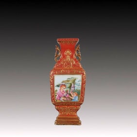 An Exquisite Enamel Iron-Red Painted Gold Figure Pattern Double-Ears Vase