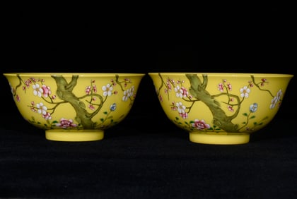 A Pair of Exquisite Yellow Ground Famille-Rose Plum Blossom Pattern Bowls,With Poem