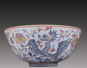 An Exquisite Famille-Rose 'Phoenix and Flower' Pattern Bowl