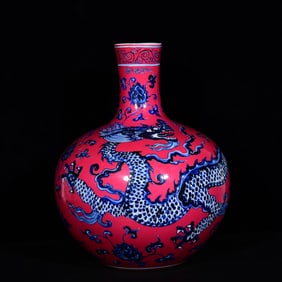 An Exquisite Ruby Red-Glazed Blue and White Lotus and Dragon Pattern Vase