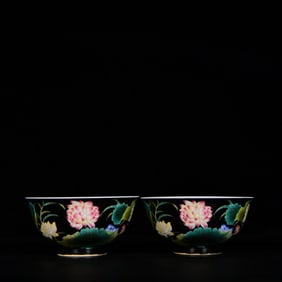 A Pair of Exquisite Enamel Black Ground Lotus Pattern Bowls