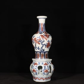 A Rare Blue and White Underglaze-Red Lotus,Bird and Fruit Pattern Vase