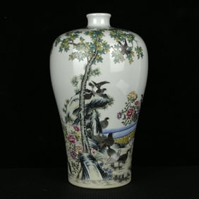 A Rare Enamel Flower and Bird Pattern Vase