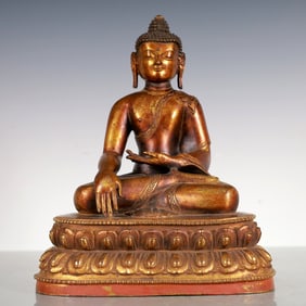 A Exquisite Gilt Bronze Statue of Sakyamuni