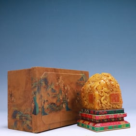 An Exquisite Tianhuang Stone Dragon Pattern Seal