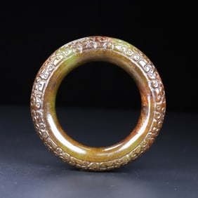 An Exquisite White Jade Bracelets