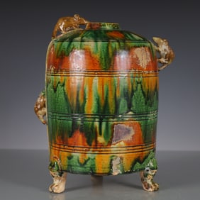 A Exquisite Trio-colored glazed pottery of the Tang Dynasty Tripod Jar