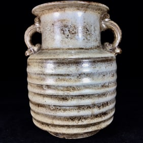 An Exquisite Ru yao Double-Ears Jar