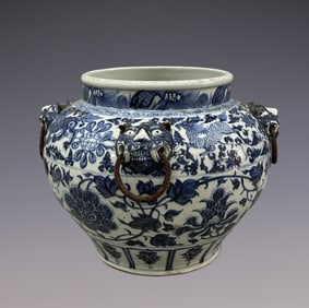 An Exquisite Blue and White Lotus Pattern Kylin Pattern Jar