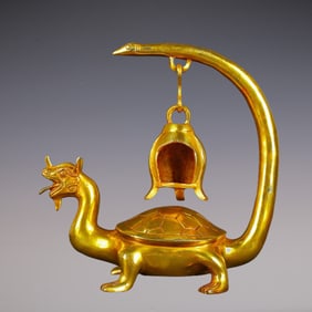 An Exquisite Gilt Bronze Auspicious Beast Ornament
