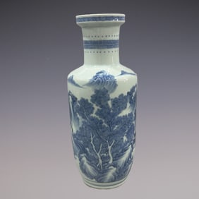 An Exquisite Blue and White Landscape and Figure Pattern Vase