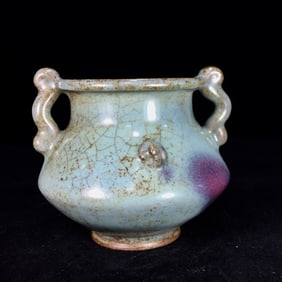 An Exquisite Jun yao Double-Ears Jar