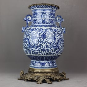 An Exquisite Blue and White Inlaid Bronze Lotus Pattern Dragon Pattern Double-Ears Vase