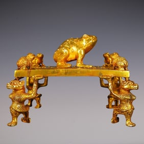 An Exquisite Gilt Bronze Auspicious Beast With Inscription Ornament