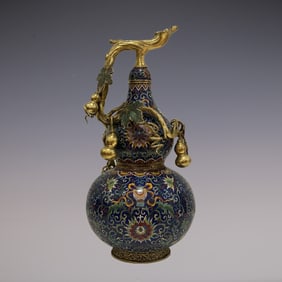 An Exquisite Cloisonne Lotus Pattern Eight Treasures Pattern Gourd-Shaped Vase