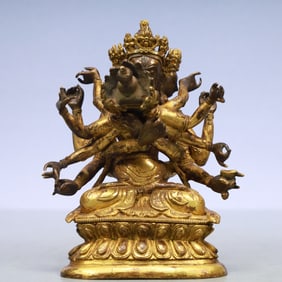 An Exquisite Gilt Bronze Statue of Chakrasamvara