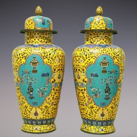A Pair of Exquisite Cloisonne Lotus Pattern Vase