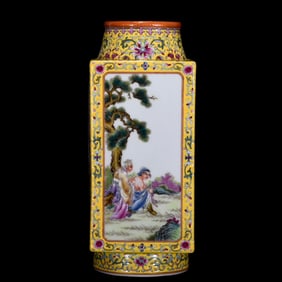 An Exquisite Famille-Rose Lotus Pattern Character and Story Pattern Vase