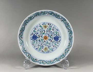 An Exquisite Doucai Lotus Pattern Plate