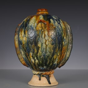 A Exquisite Trio-colored glazed pottery of the Tang Dynasty DouFish-Form Vase