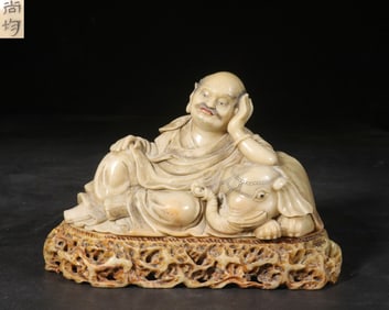 A Rare Hibiscus Stone Carved Arhat Seated Statue