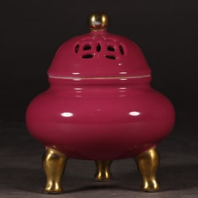A Rare Ruby Red Glaze Tripod Censer with Gold Outlining?