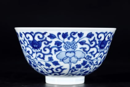 A Rare Blue and White Lotus Pattern Cup