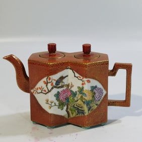 A Rare Enamel Iron-Red Flower Pattern  Ewer
