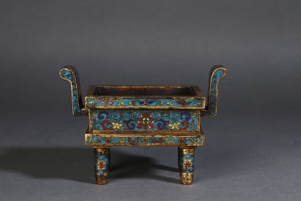 A Rare  Cloisonne Enamel Double Ear Incense Burner